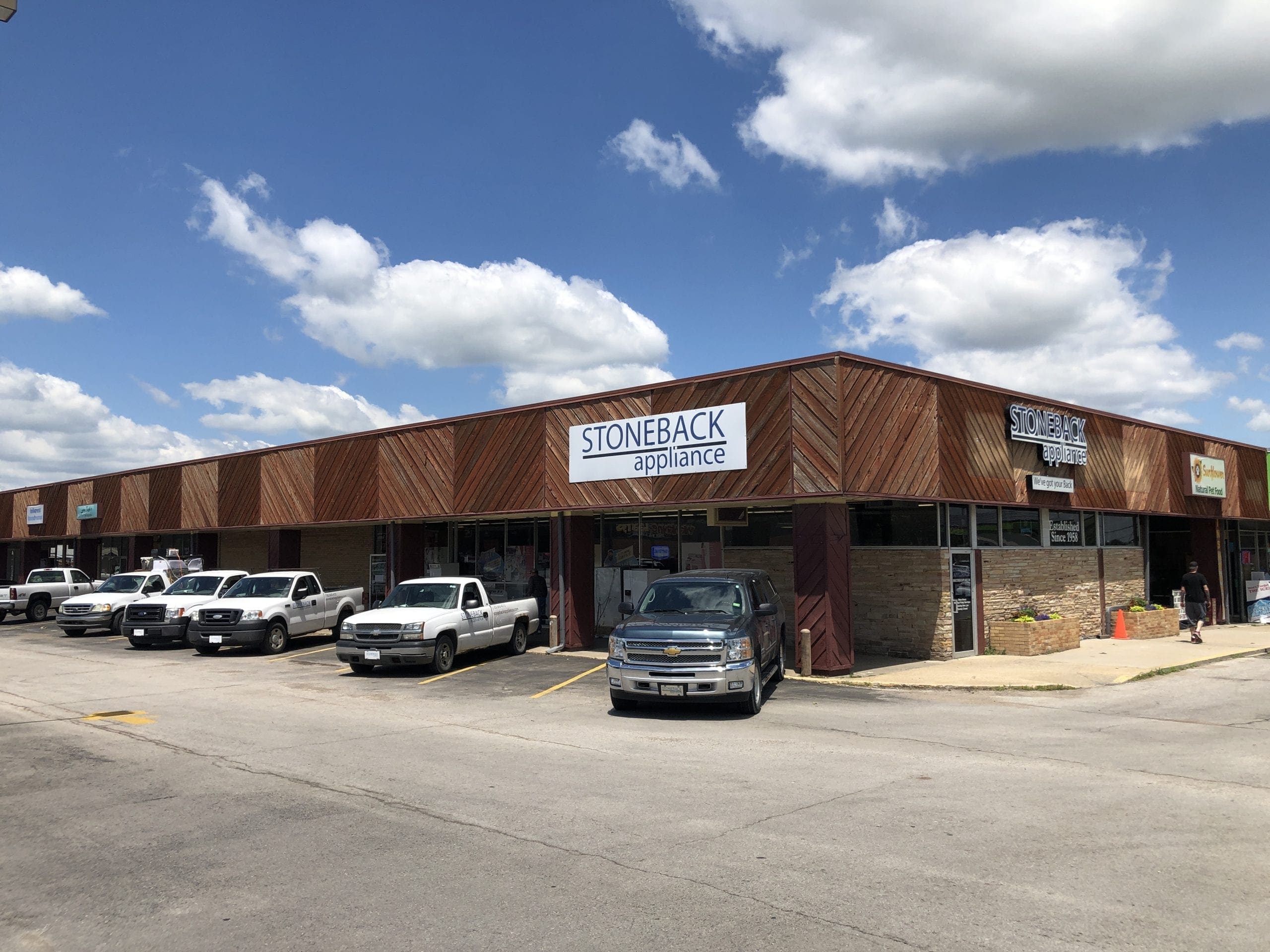 Local News Source press release of an image of the exterior building of Stoneback Appliance.